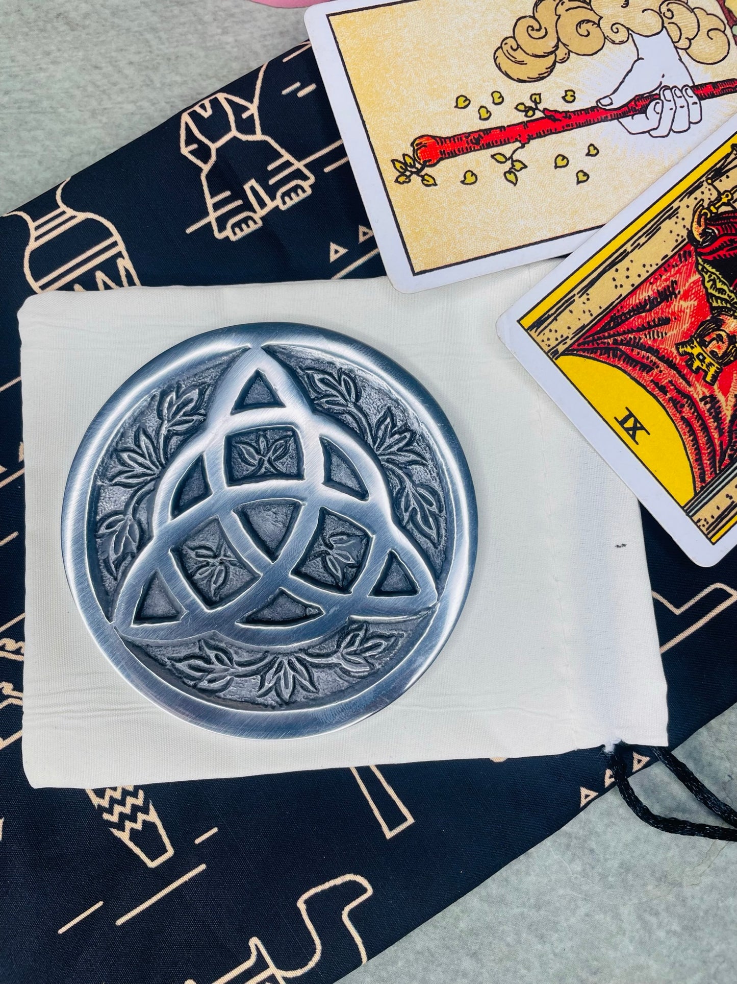 Triquetra Altar Plate